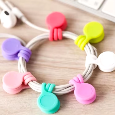 attache-câbles-magnétiques-cleanmagnetclip-exemple