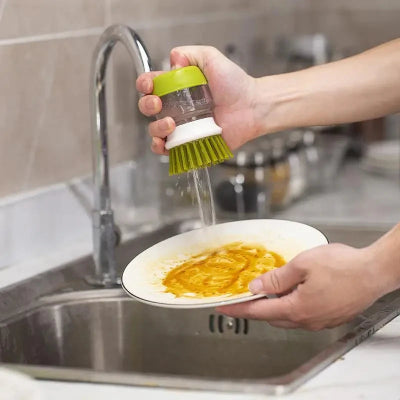 brosse-vaisselle-cleandish-assiette